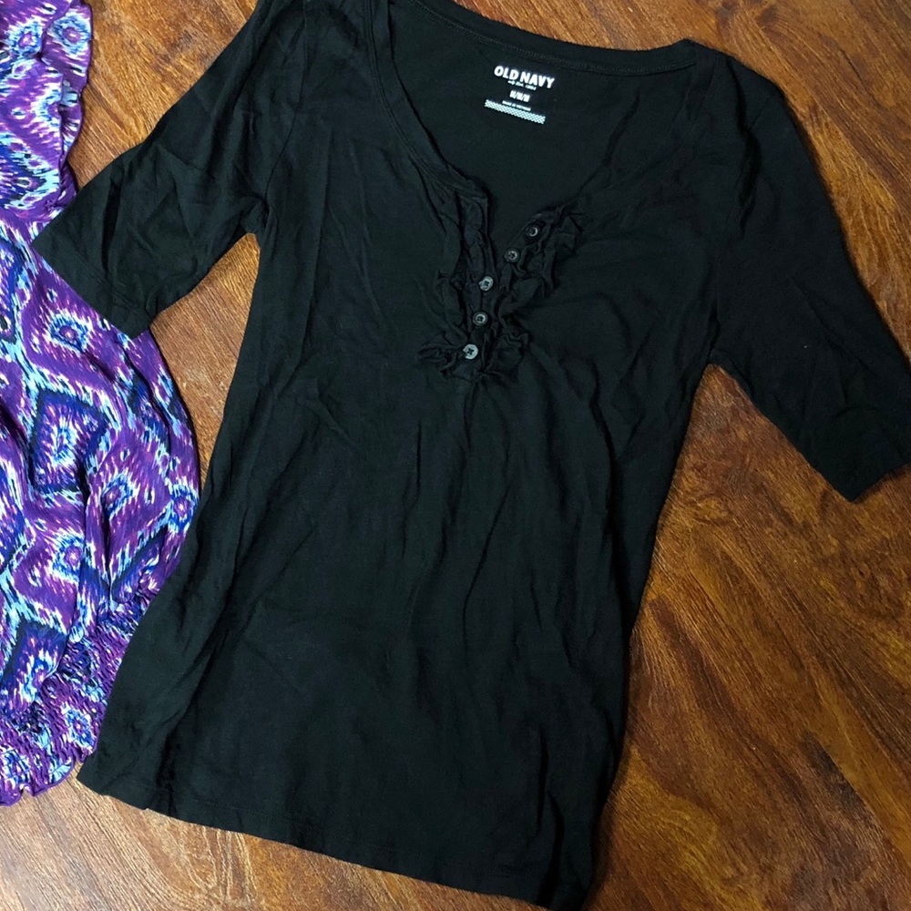 Classic black top mid length sleeves